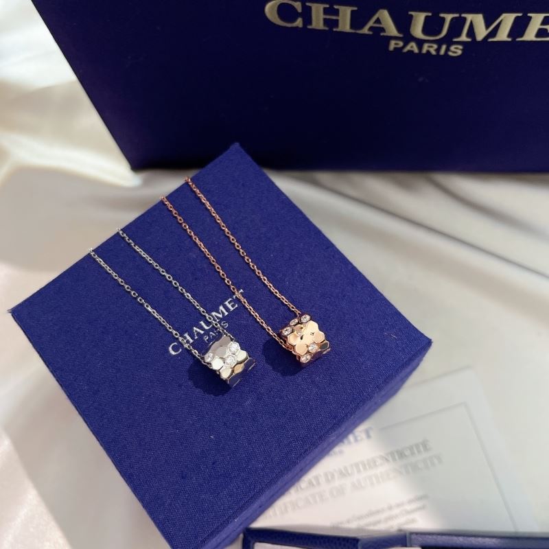 CHAUMET